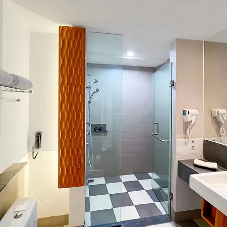 The 1O1 Bandung Dago Exterior photo